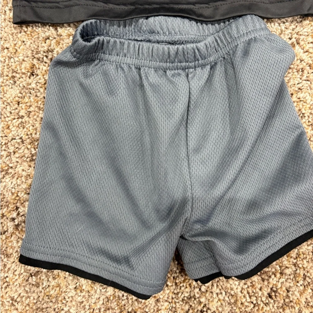Athletic set - Picture 5 of 5